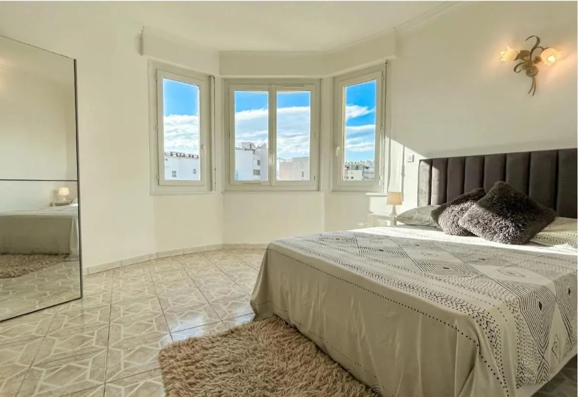 Stylish 3P, 2 Pas La Croisette Apartment Cannes France